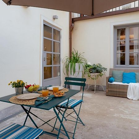 ルッカ Il Cortile Di Elisa & Our Flats Bed & Breakfast エクステリア 写真