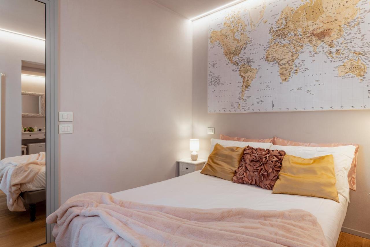 ルッカ Il Cortile Di Elisa & Our Flats Bed & Breakfast エクステリア 写真