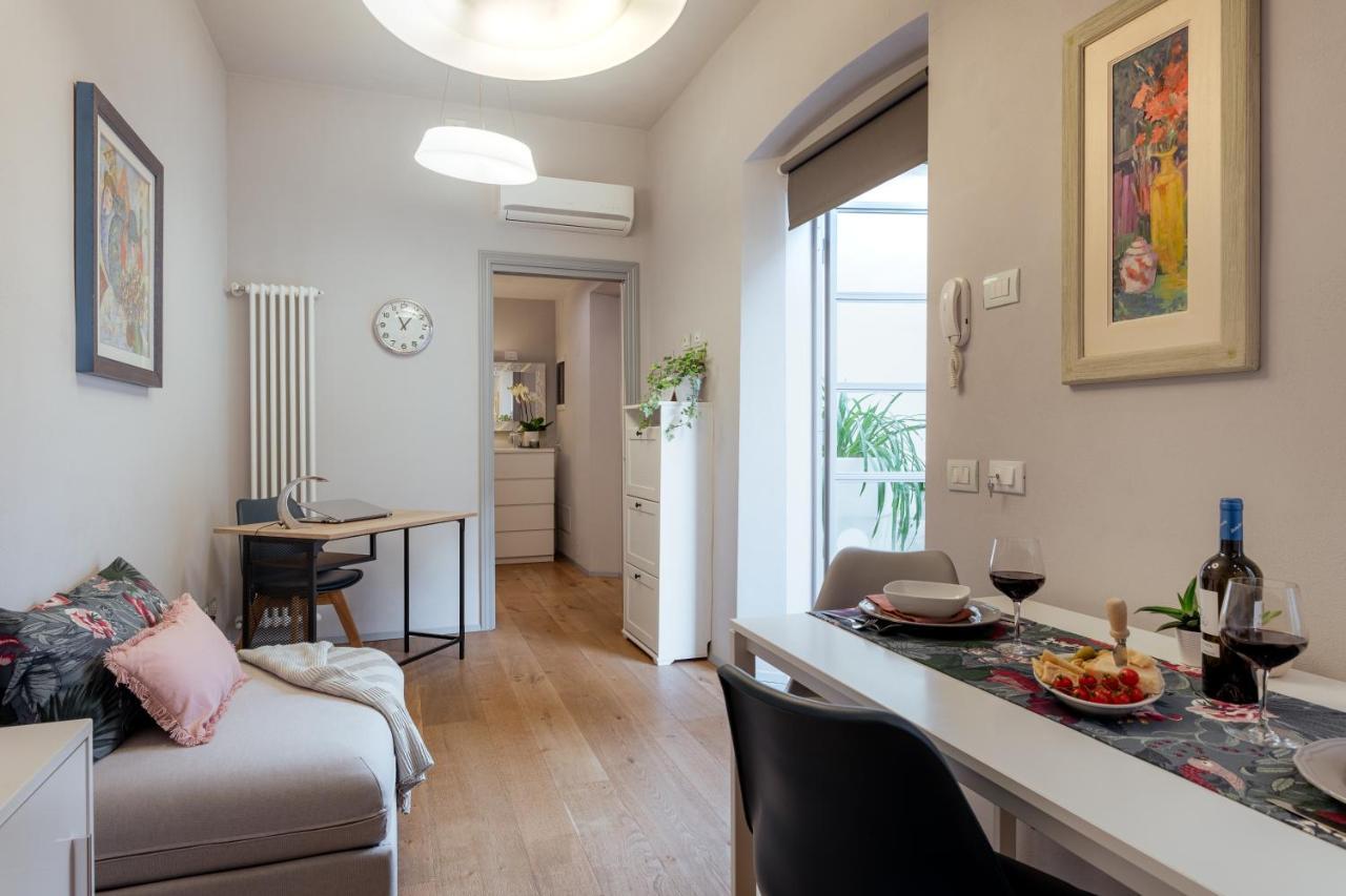 ルッカ Il Cortile Di Elisa & Our Flats Bed & Breakfast エクステリア 写真